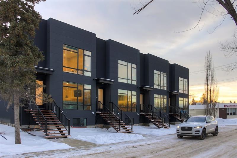 New Luxury Townhome Edmonton Exterior photo