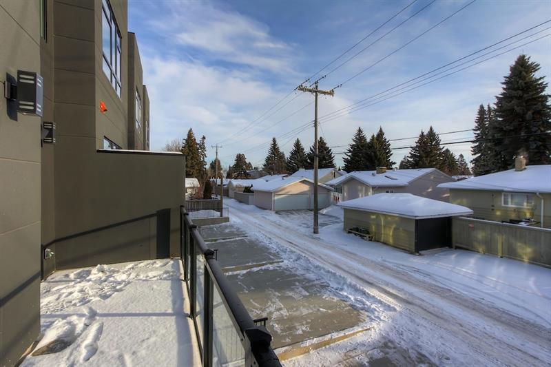 New Luxury Townhome Edmonton Exterior photo